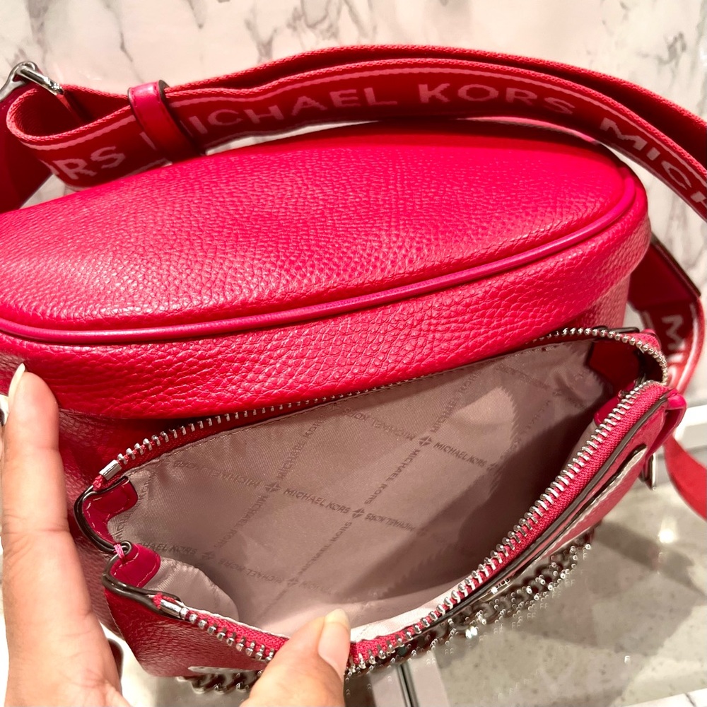Michael Kors Slater Medium Embellished Sling Pack NWT - Picture 10 of 12